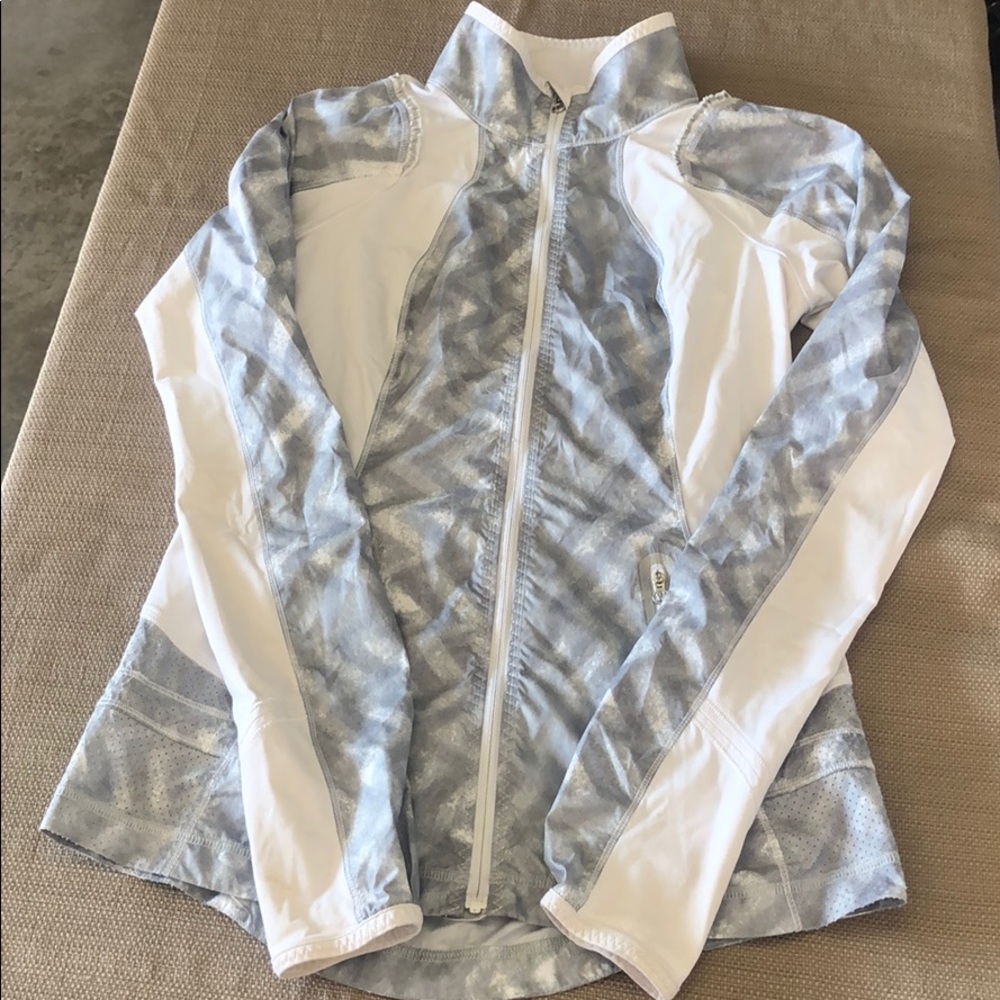 Lululemon Windbreaker